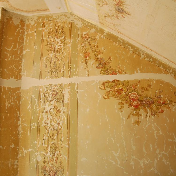 Berlin, Rathenower Straße, Treppenhausbemalung, Freilegung, 2006